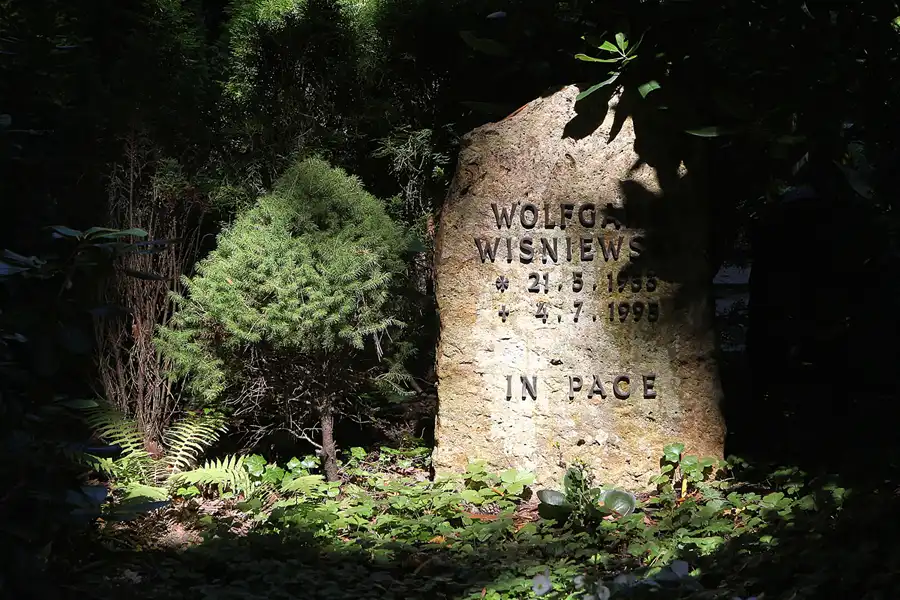 096 | 2013 | Stahnsdorf | Südwestkirchhof | © carsten riede fotografie