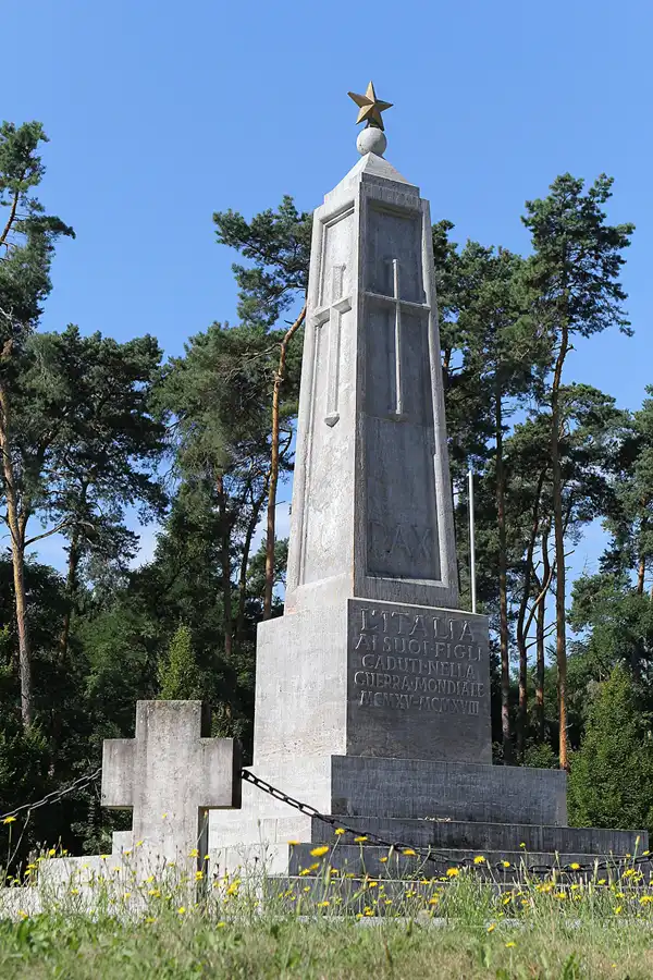 118 | 2013 | Stahnsdorf | Südwestkirchhof – Cimitero Militare Italiano Guerra | © carsten riede fotografie