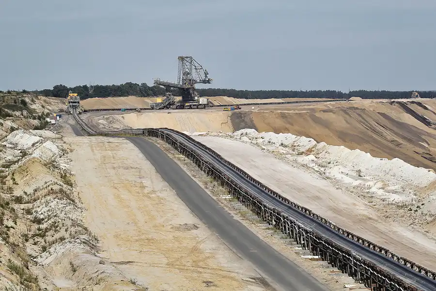 050 | 2013 | Tagebau Welzow-Süd | © carsten riede fotografie