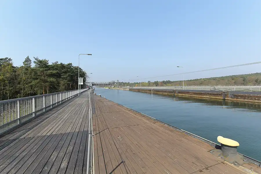 071 | 2014 | Niederfinow | Schiffshebewerk | © carsten riede fotografie