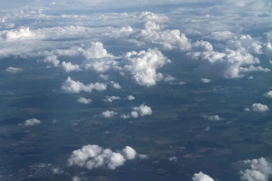 103 | 2014 | Flug Berlin – Barcelona | © carsten riede fotografie