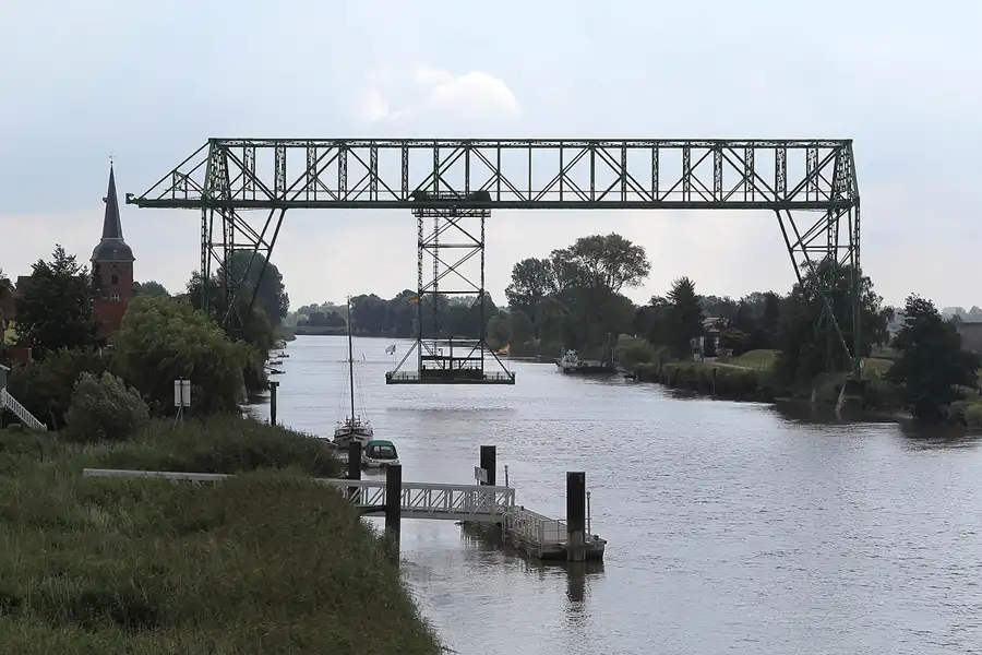 187 | 2014 | Osten-Hemmoor | Schwebefähre | © carsten riede fotografie