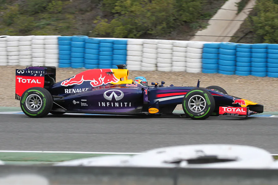 114 | 2014 | Jerez De La Frontera | Red Bull-Renault RB10 | Sebastian Vettel | © carsten riede fotografie