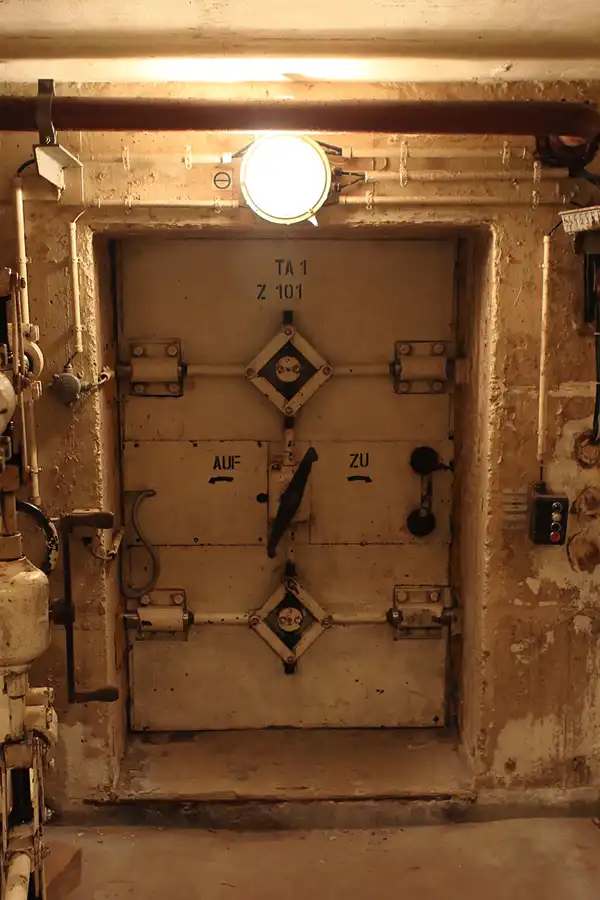 023 | 2014 | Ladeburg | Bunker Ladeburg – Gefechtsstand der 41. Fla-Raketenbrigade ´Hermann Duncker´ | © carsten riede fotografie