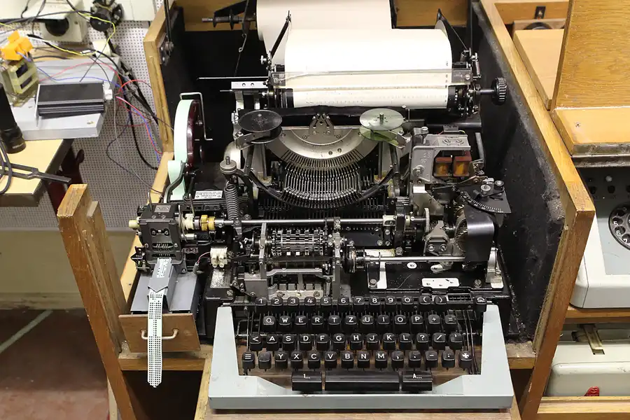 067 | 2014 | Ladeburg | Bunker Ladeburg – Gefechtsstand der 41. Fla-Raketenbrigade ´Hermann Duncker´ | © carsten riede fotografie