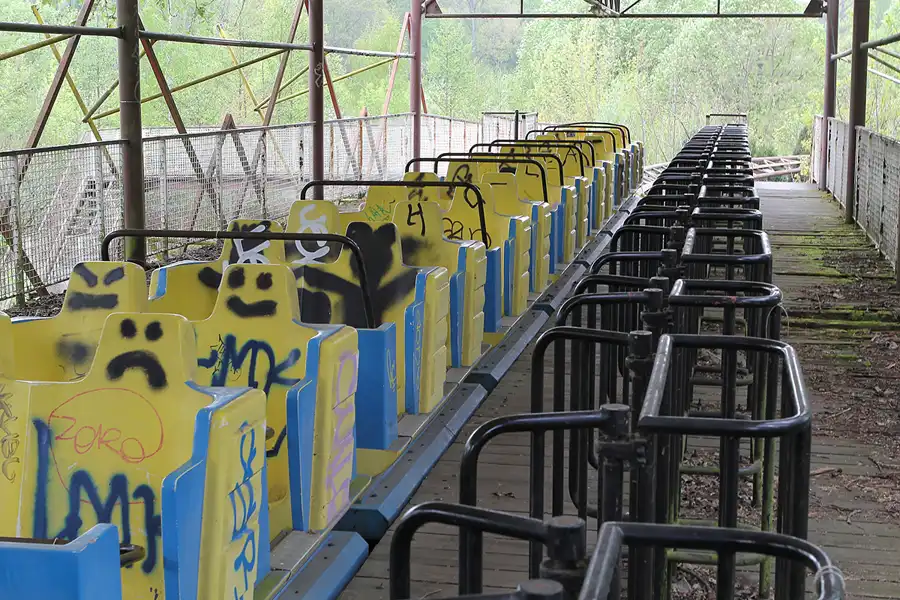 054 | 2014 | Berlin | Spreepark | © carsten riede fotografie