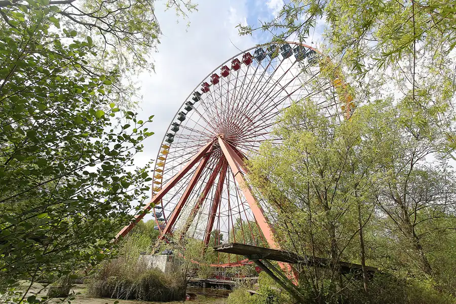 082 | 2014 | Berlin | Spreepark | © carsten riede fotografie