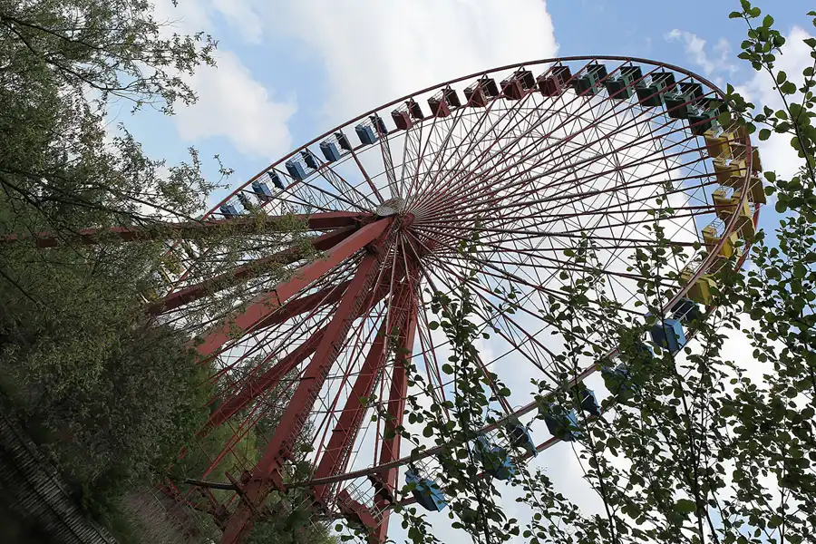 100 | 2014 | Berlin | Spreepark | © carsten riede fotografie