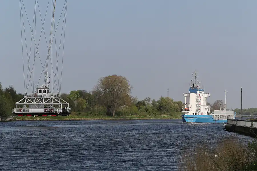 022 | 2014 | Rendsburg | Rendsburger Hochbrücke – Schwebefähre | © carsten riede fotografie