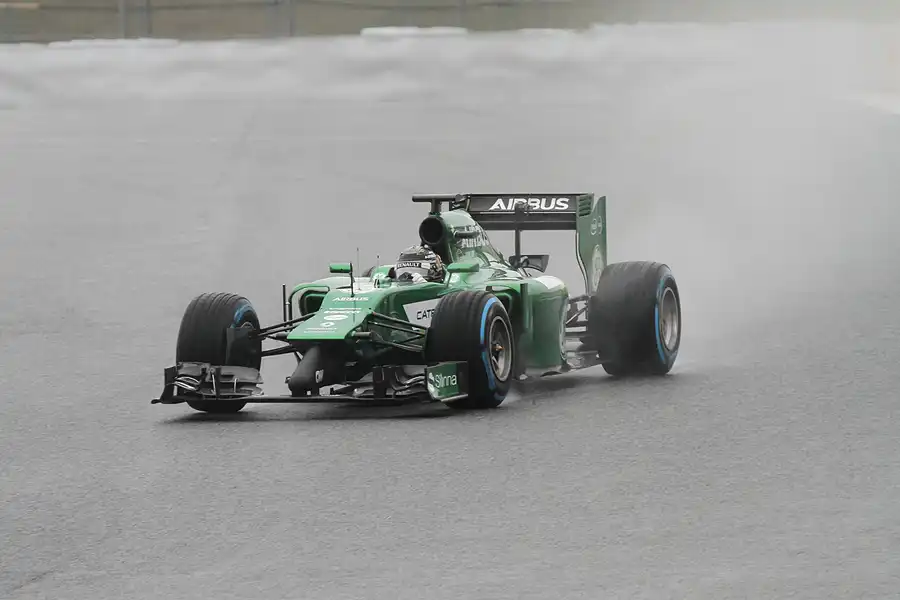 001 | 2014 | Barcelona | Caterham-Renault CT05 | Kamui Kobayashi | © carsten riede fotografie