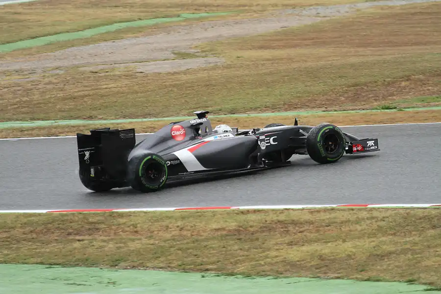 223 | 2014 | Barcelona | Sauber-Ferrari C33 | Giedo Van der Garde | © carsten riede fotografie