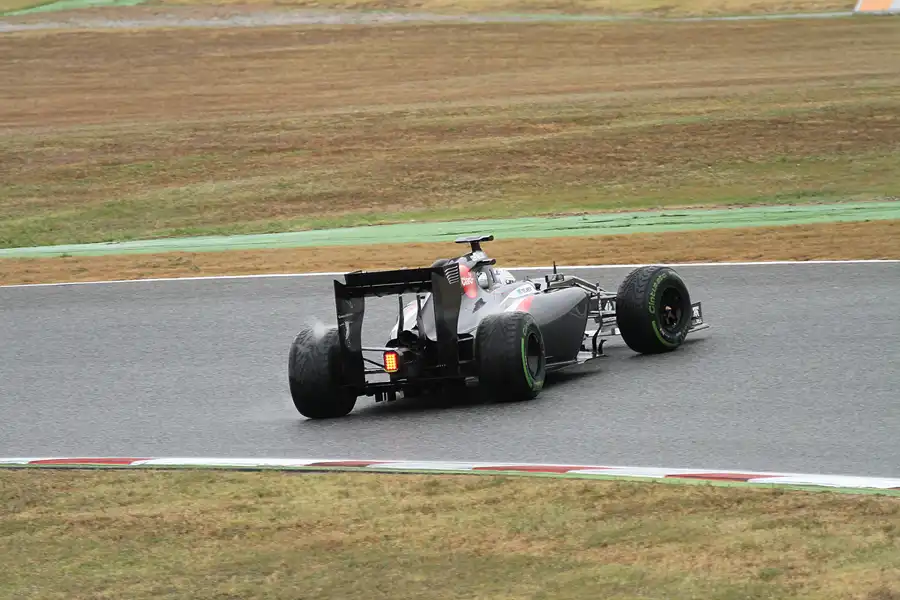 224 | 2014 | Barcelona | Sauber-Ferrari C33 | Giedo Van der Garde | © carsten riede fotografie