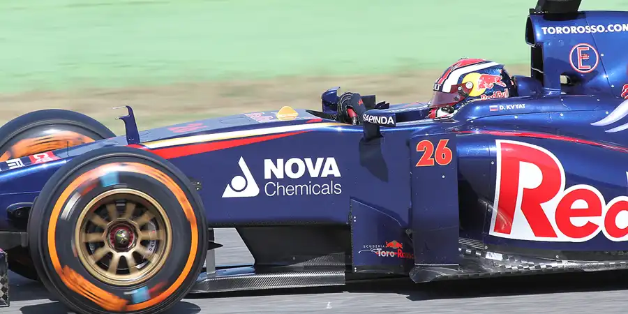 237 | 2014 | Barcelona | Toro Rosso-Renault STR9 | Daniil Kvyat | © carsten riede fotografie