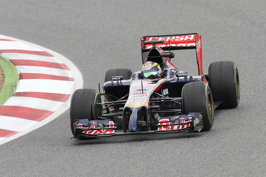 252 | 2014 | Barcelona | Toro Rosso-Renault STR9 | Jean-Eric Vergne | © carsten riede fotografie