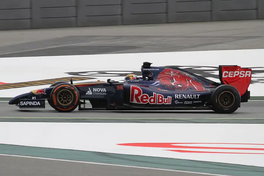 257 | 2014 | Barcelona | Toro Rosso-Renault STR9 | Jean-Eric Vergne | © carsten riede fotografie