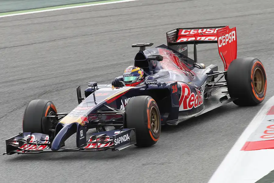 259 | 2014 | Barcelona | Toro Rosso-Renault STR9 | Jean-Eric Vergne | © carsten riede fotografie