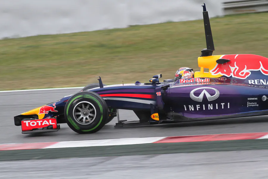 174 | 2014 | Barcelona | Red Bull-Renault RB10 | Sebastien Buemi | © carsten riede fotografie