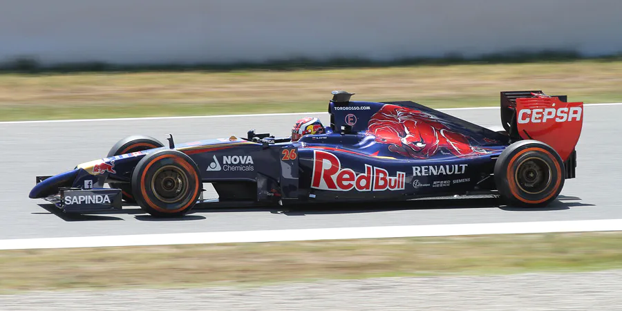 246 | 2014 | Barcelona | Toro Rosso-Renault STR9 | Daniil Kvyat | © carsten riede fotografie