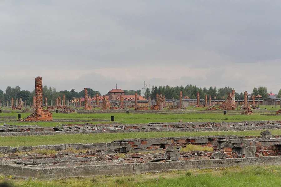 097 | 2014 | Auschwitz | Konzentrationslager Auschwitz II – Birkenau | © carsten riede fotografie