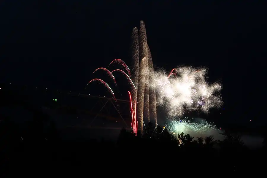008 | 2014 | Lichterfeld | Pyrogames – Duell der Feuerwerker | © carsten riede fotografie