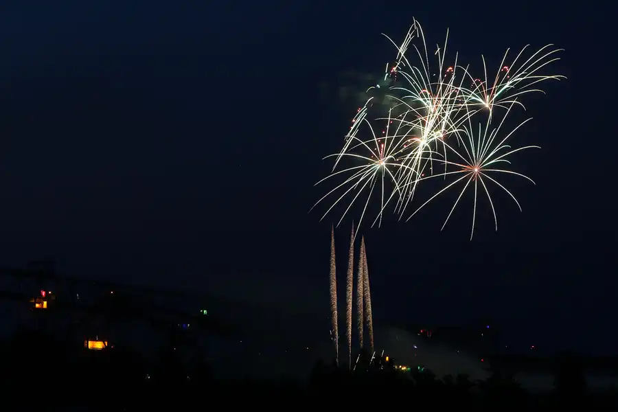 010 | 2014 | Lichterfeld | Pyrogames – Duell der Feuerwerker | © carsten riede fotografie