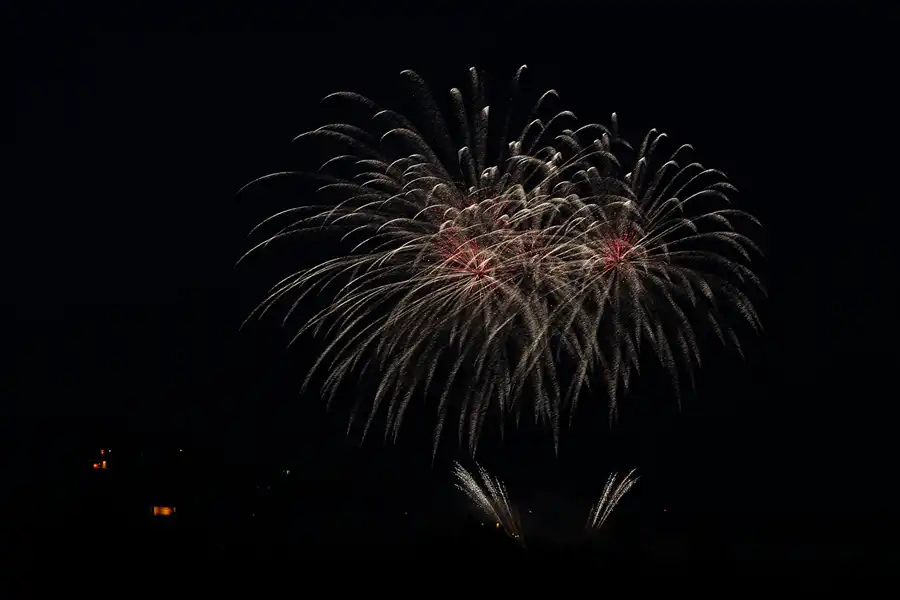 021 | 2014 | Lichterfeld | Pyrogames – Duell der Feuerwerker | © carsten riede fotografie