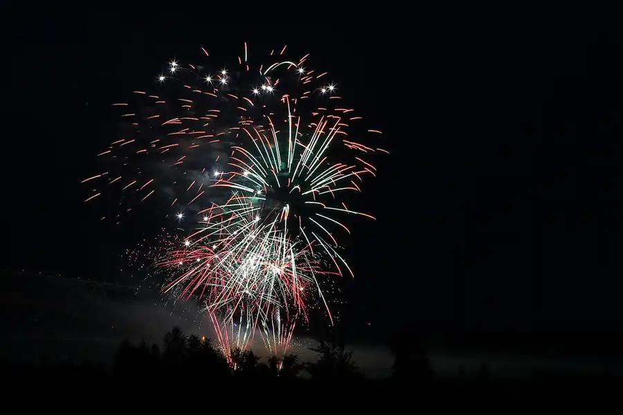 024 | 2014 | Lichterfeld | Pyrogames – Duell der Feuerwerker | © carsten riede fotografie
