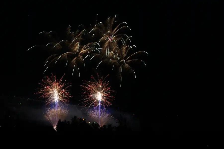 045 | 2014 | Lichterfeld | Pyrogames – Duell der Feuerwerker | © carsten riede fotografie