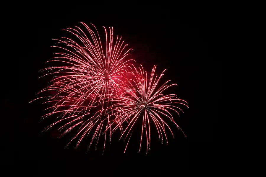 083 | 2014 | Lichterfeld | Pyrogames – Duell der Feuerwerker | © carsten riede fotografie