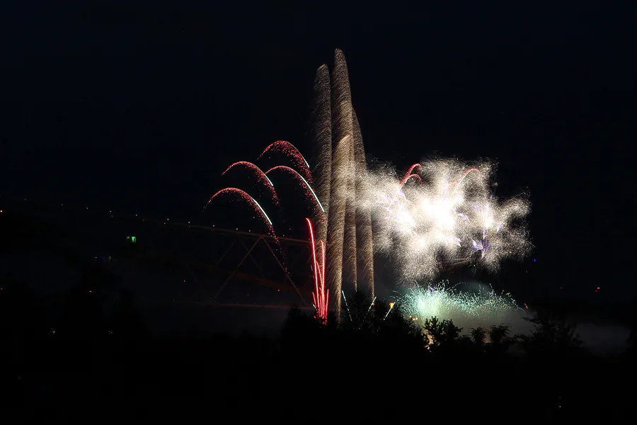 008 | 2014 | Lichterfeld | Pyrogames – Duell der Feuerwerker | © carsten riede fotografie