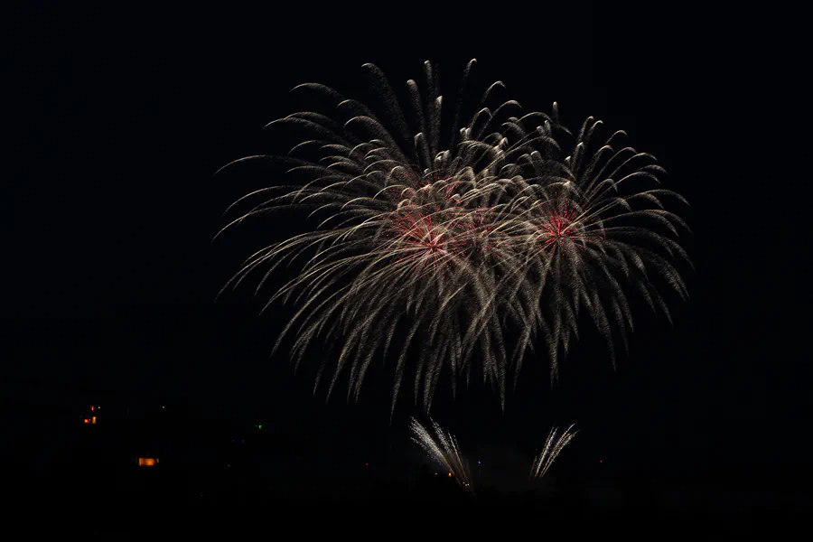 021 | 2014 | Lichterfeld | Pyrogames – Duell der Feuerwerker | © carsten riede fotografie