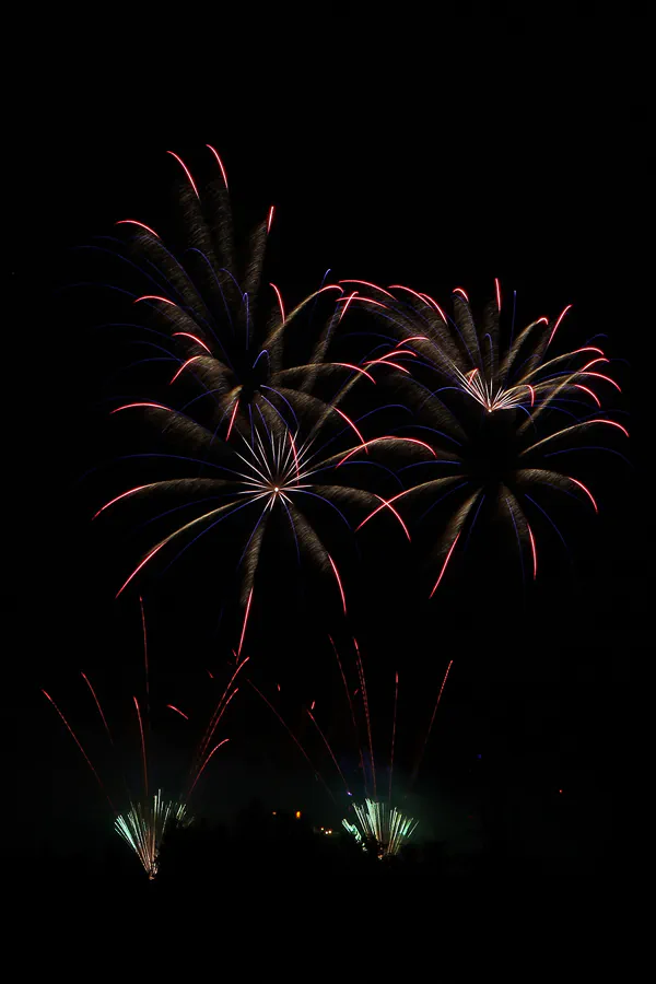 048 | 2014 | Lichterfeld | Pyrogames – Duell der Feuerwerker | © carsten riede fotografie