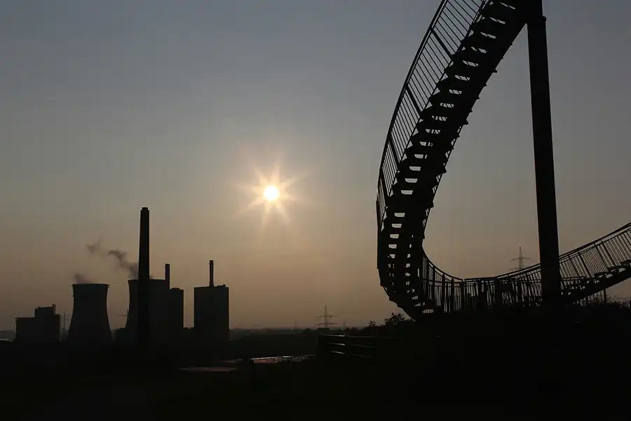 210 | 2014 | Duisburg | Tiger and Turtle – Magic Mountain | © carsten riede fotografie