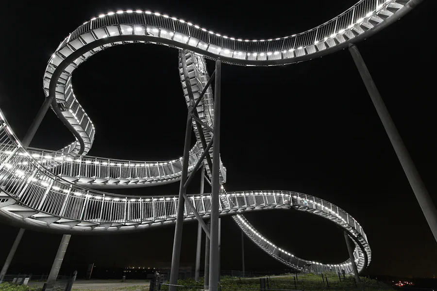 226 | 2014 | Duisburg | Tiger and Turtle – Magic Mountain | © carsten riede fotografie