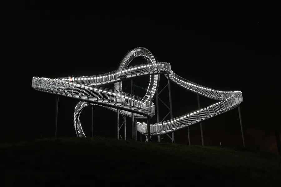 231 | 2014 | Duisburg | Tiger and Turtle – Magic Mountain | © carsten riede fotografie