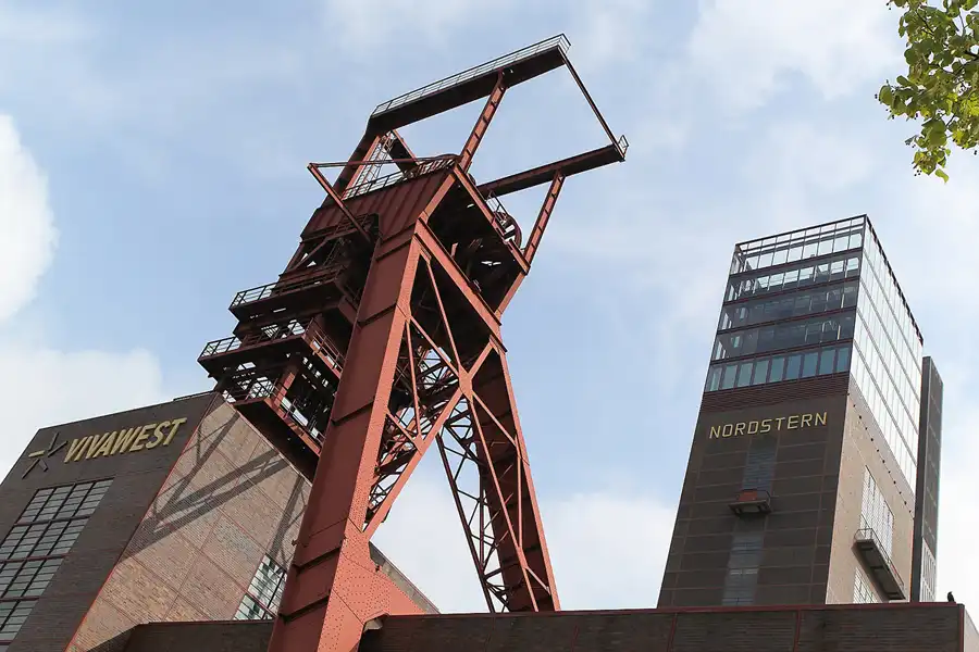009 | 2014 | Gelsenkirchen | Nordsternpark – Nordsternturm | © carsten riede fotografie