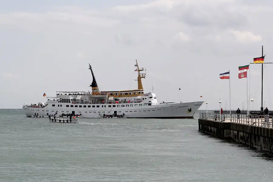 001 | 2014 | Helgoland | © carsten riede fotografie