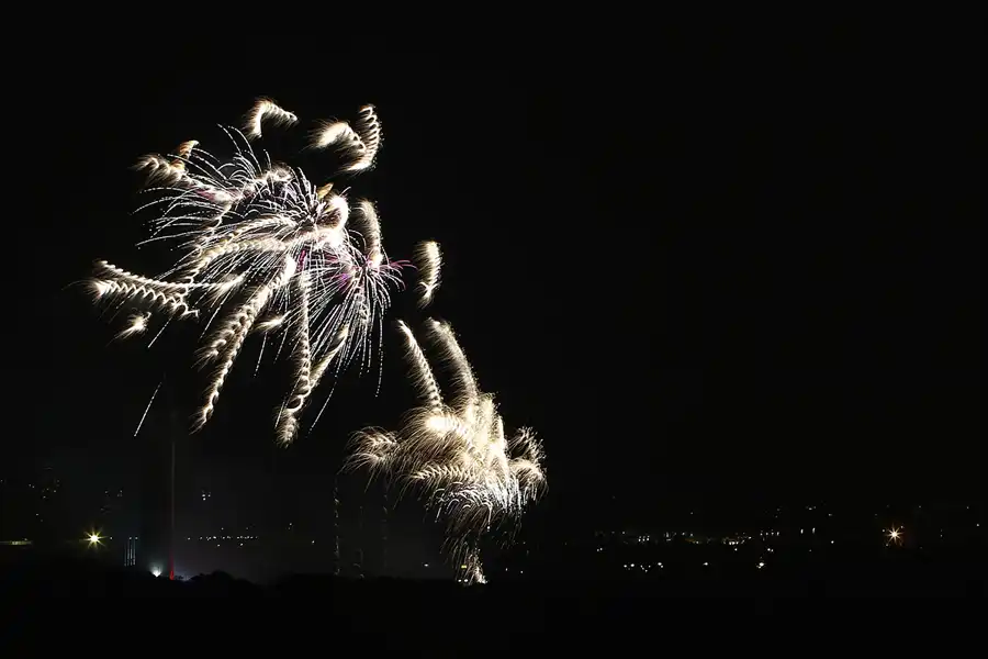 003 | 2014 | Berlin | Pyronale – Team Italien – Blick von der Field Station Teufelsberg | © carsten riede fotografie