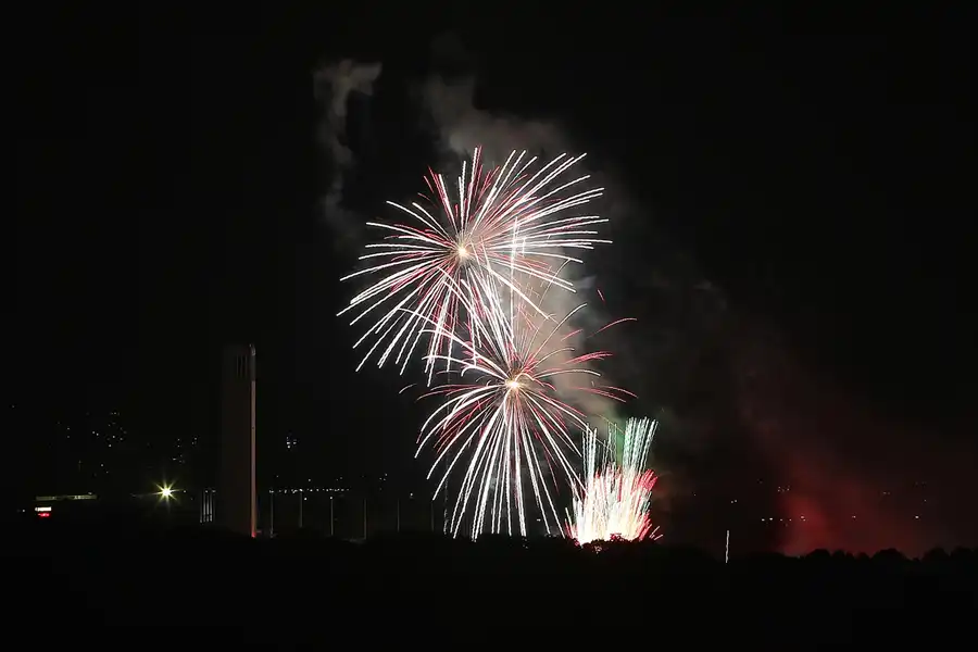 016 | 2014 | Berlin | Pyronale – Team Italien – Blick von der Field Station Teufelsberg | © carsten riede fotografie