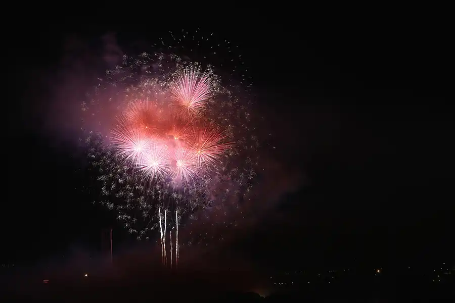 071 | 2014 | Berlin | Pyronale – Team China – Blick von der Field Station Teufelsberg | © carsten riede fotografie