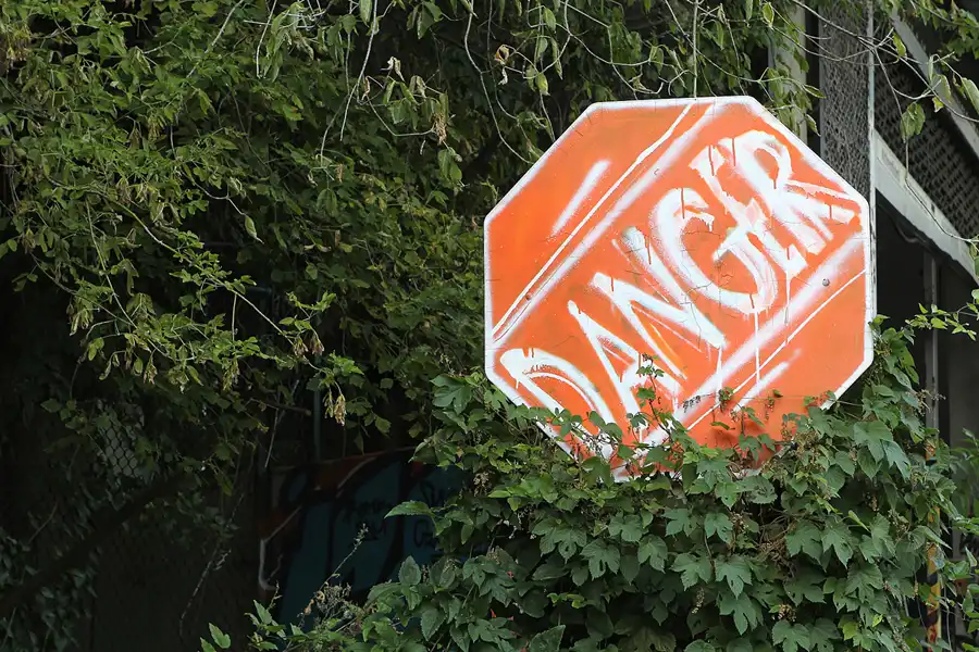 112 | 2014 | Berlin | Field Station Teufelsberg | © carsten riede fotografie