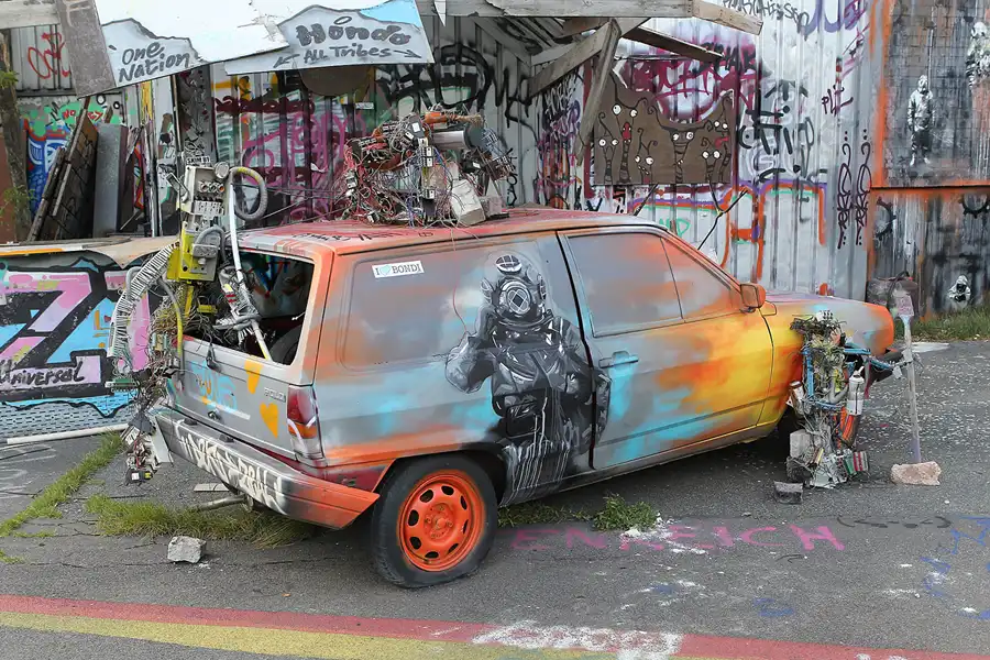 117 | 2014 | Berlin | Field Station Teufelsberg | © carsten riede fotografie