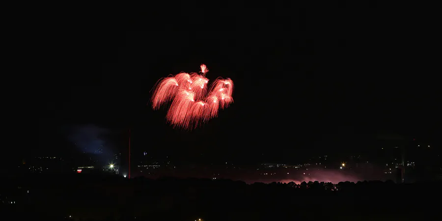 091 | 2014 | Berlin | Pyronale – Citroen Feuerwerksshow – Blick von der Field Station Teufelsberg | © carsten riede fotografie