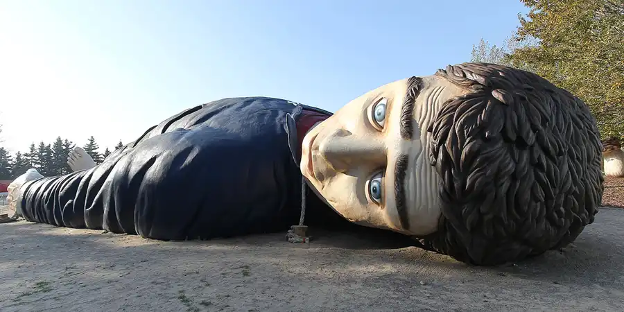 031 | 2014 | Pudagla | Gullivers Welt | © carsten riede fotografie