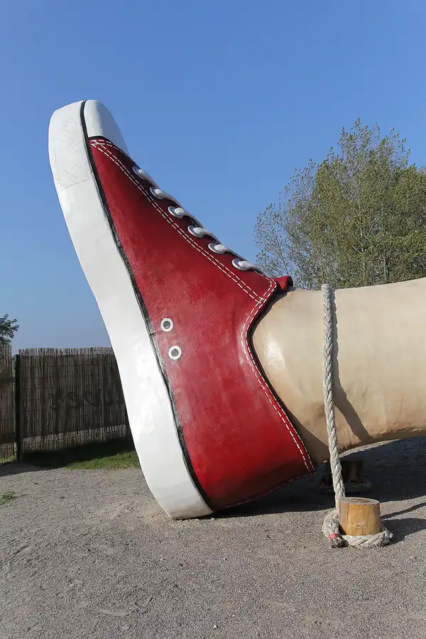 039 | 2014 | Pudagla | Gullivers Welt | © carsten riede fotografie