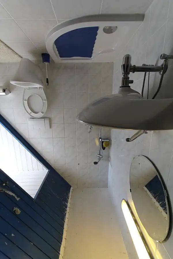 048 | 2014 | Trassenheide | Die Welt steht Kopf | © carsten riede fotografie