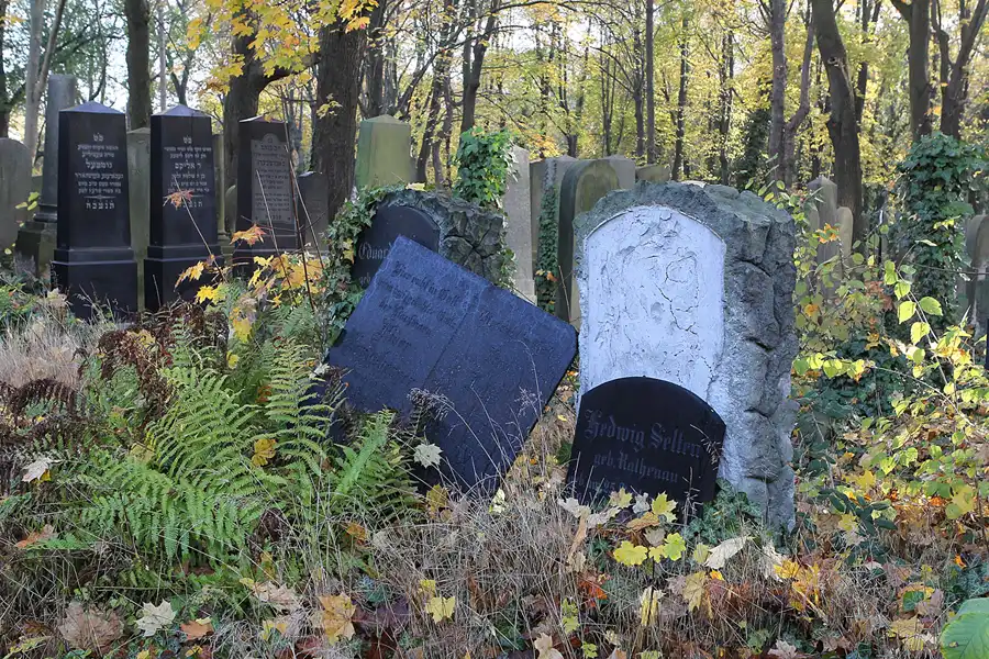 007 | 2014 | Berlin | Jüdischer Friedhof Berlin-Weissensee | © carsten riede fotografie