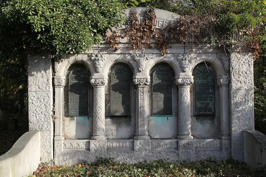 032 | 2014 | Berlin | Jüdischer Friedhof Berlin-Weissensee | © carsten riede fotografie