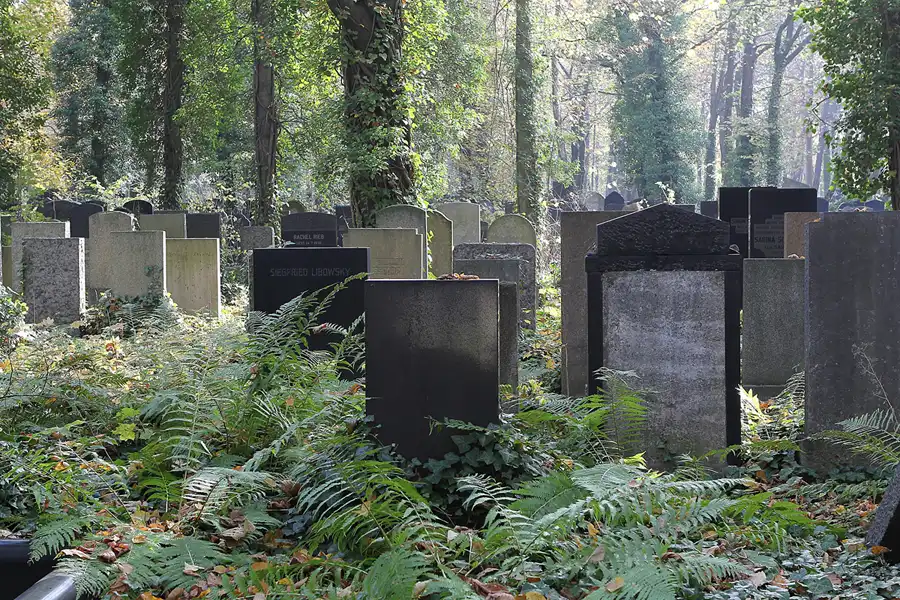 070 | 2014 | Berlin | Jüdischer Friedhof Berlin-Weissensee | © carsten riede fotografie