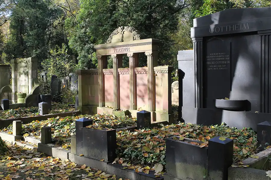 072 | 2014 | Berlin | Jüdischer Friedhof Berlin-Weissensee | © carsten riede fotografie